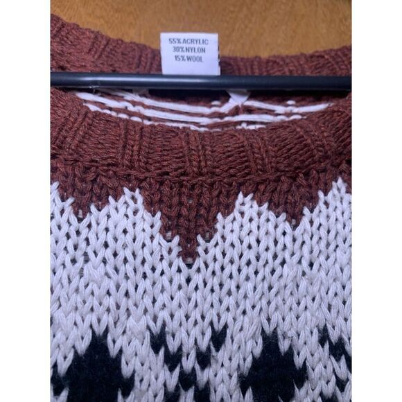 Glamorous Maroon Cable Knit Fringe Sweater Geometric Designs Size M Wool Blend - Picture 4 of 8